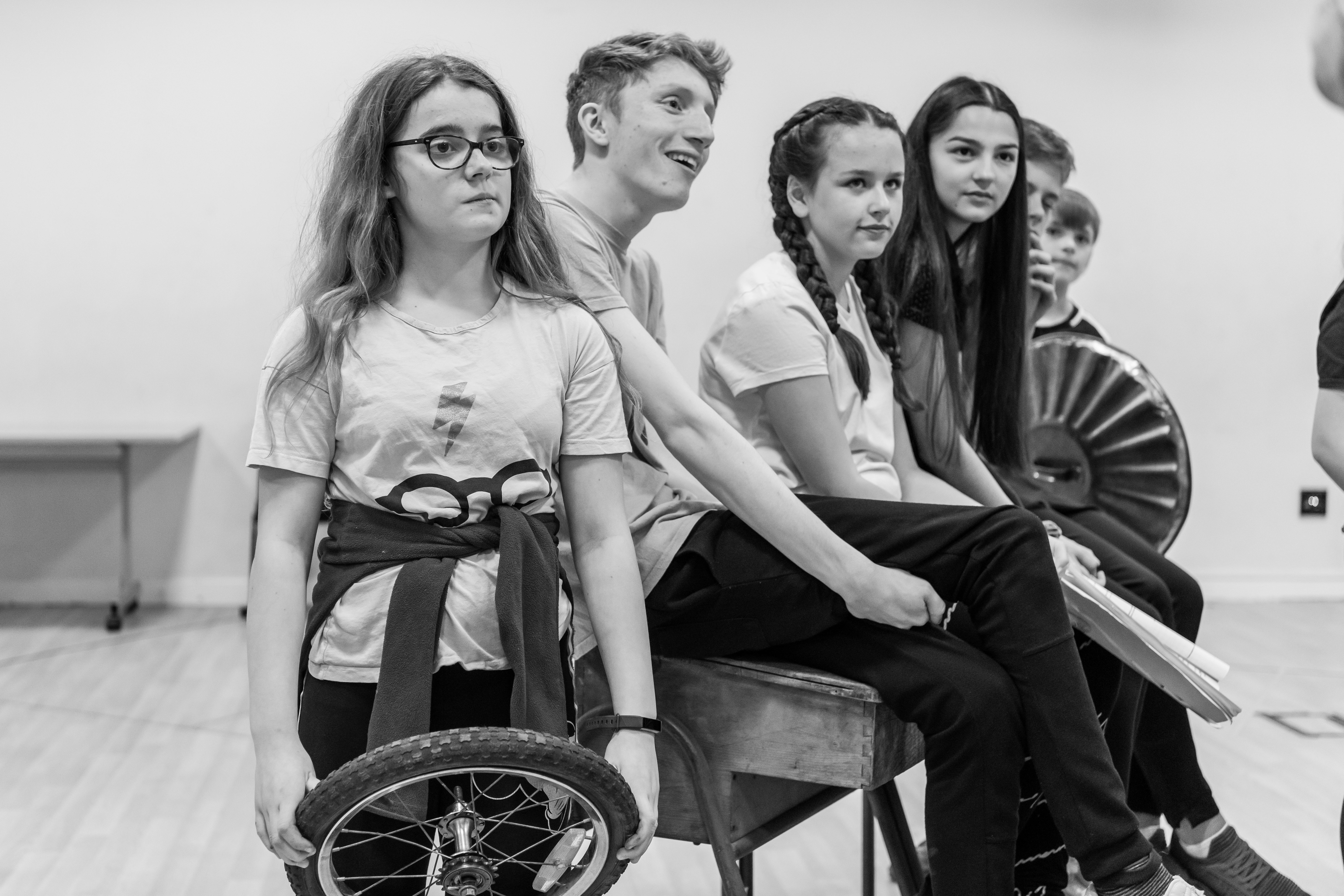 Image of the Curve Young Company Musicals group in rehearsals for Our House