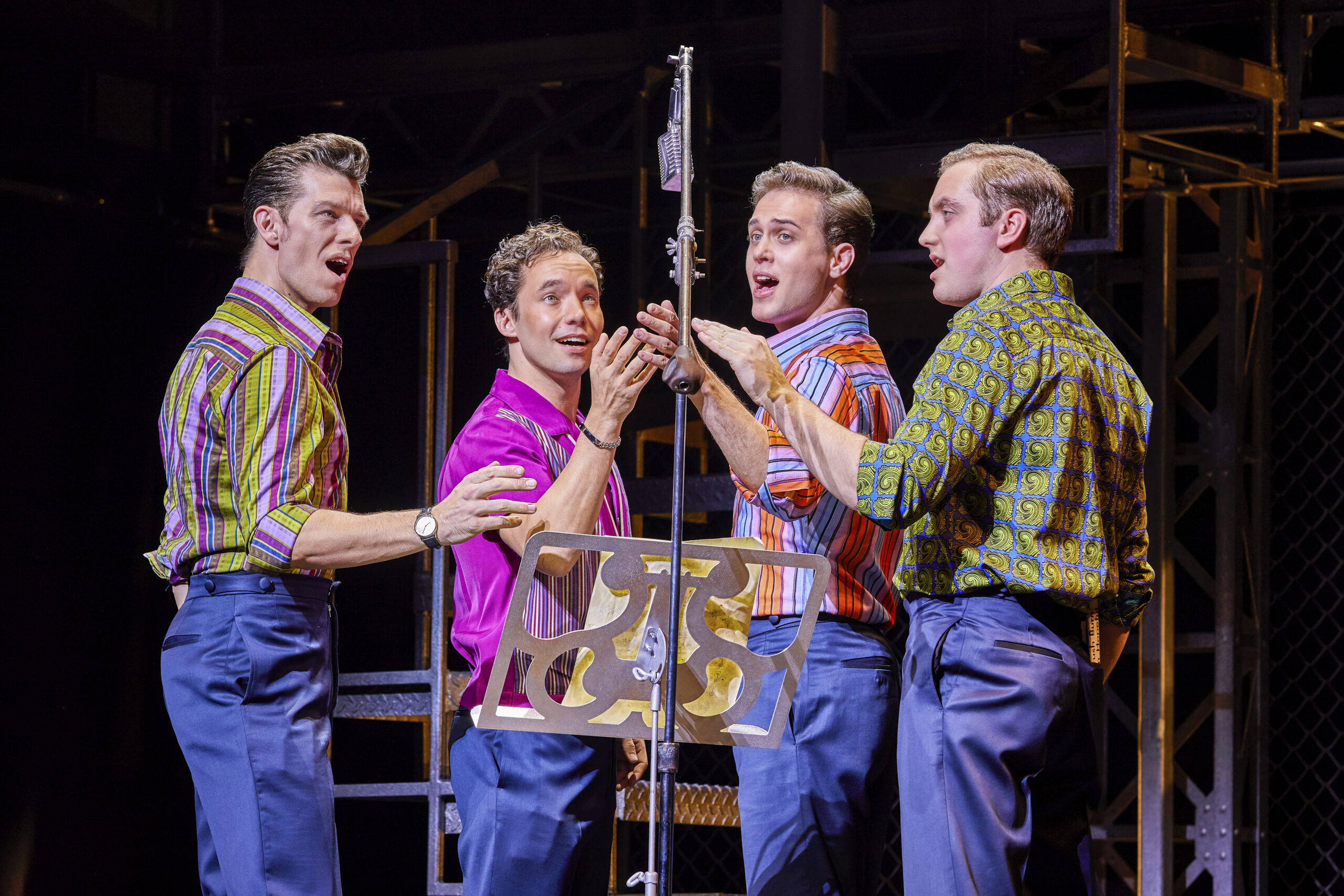 Jersey Boys Curve Theatre, Leicester